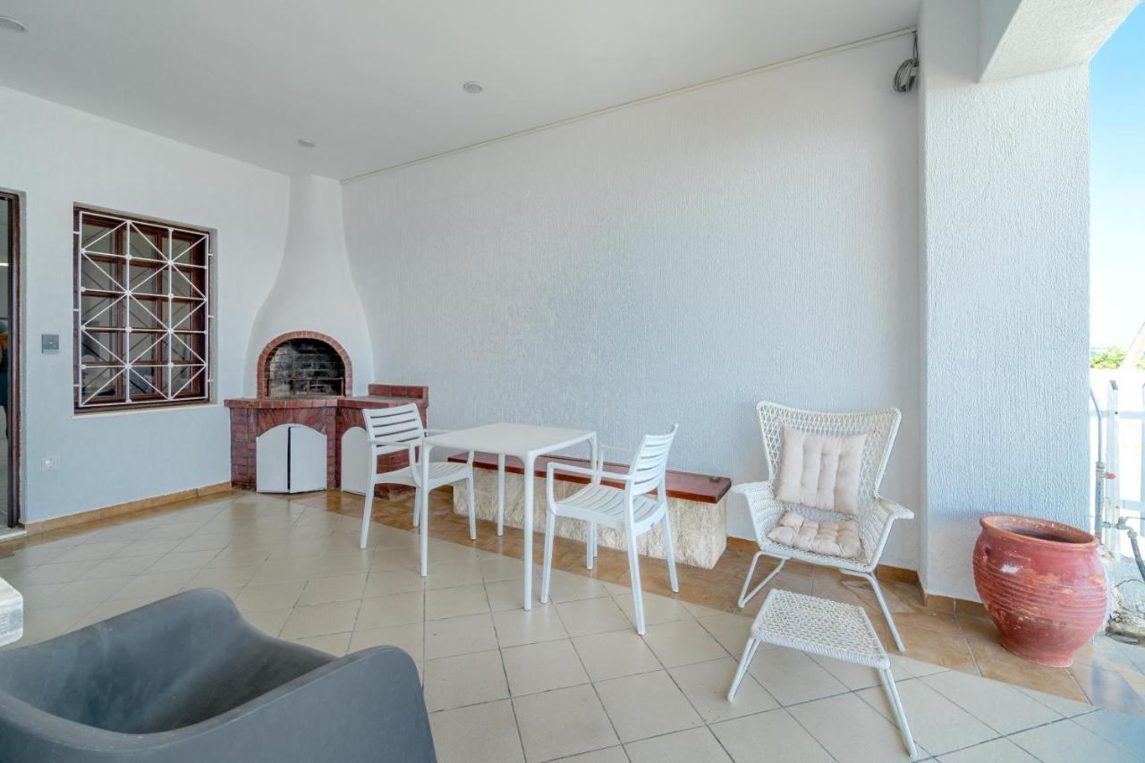 Costa Vasia Seaside Suites And Apartments Vrahati Zewnętrze zdjęcie